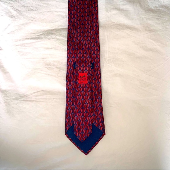 HERMES 100% Silk Tie [RARE] - Picture 2 of 6